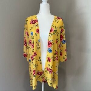IMPRESSIONS | YELLOW FLORAL KIMONO